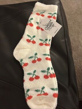 NWT Cabin & Cotton Cozy Cherry Fuzzy Socks — White with Red Cherries